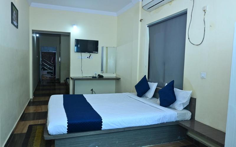 Hotel The Finch Puri Exterior photo
